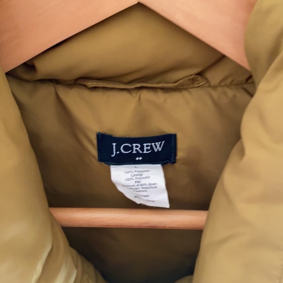 J.Crew Puffer Vest - Picture 2 of 3